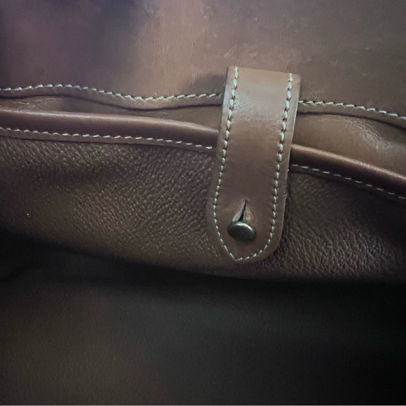 Dooney & Bourke Vintage Satchel Doctors bag pebbled leather buckle all weather - Picture 2 of 5